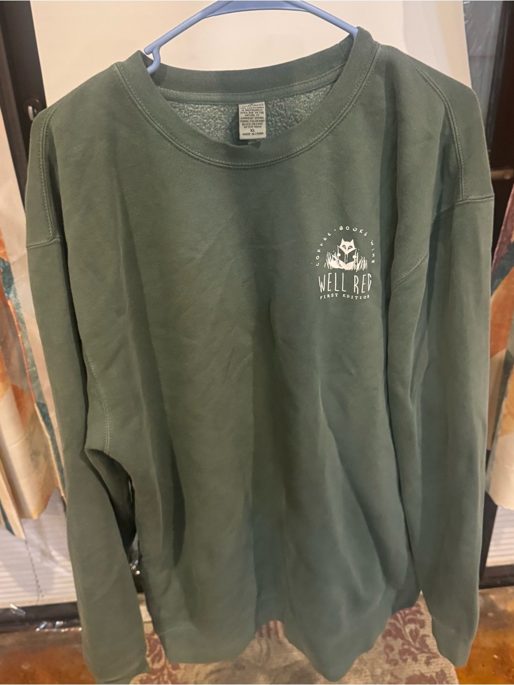 Well Red ‘First Edition’ Green Sweater Sz XL